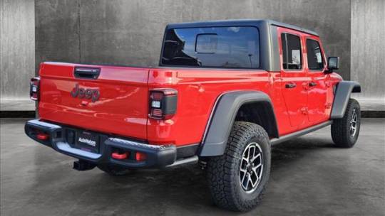 2024 Jeep Gladiator