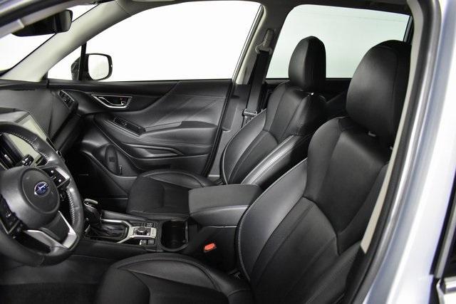 2022 subaru forester touring