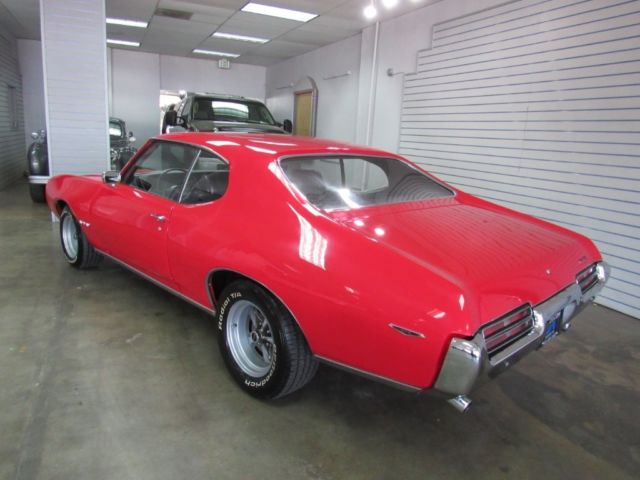 1969 pontiac gto coupe 44,127 miles red 400ci v8 manual