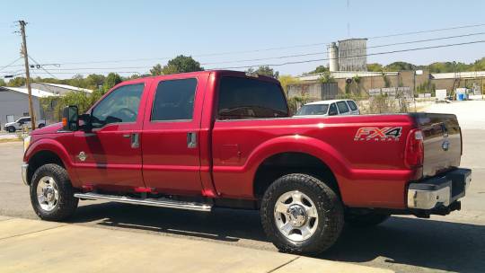 2016 ford super duty f-250 xlt crew cab 156" 4wd