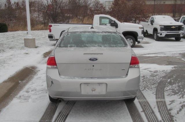2008 ford focus se