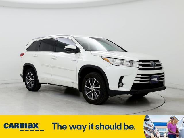 2017 toyota highlander hybrid xle