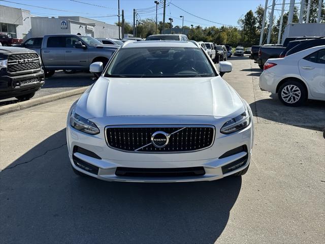 2018 volvo v90 cross country t6