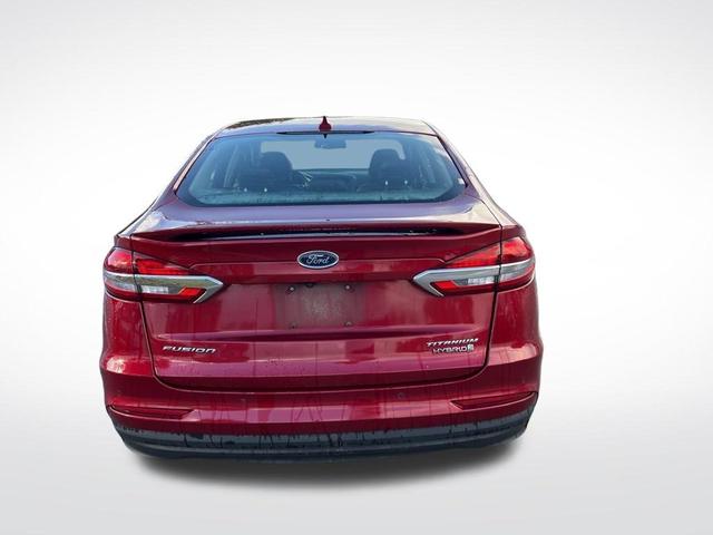 2019 ford fusion hybrid titanium