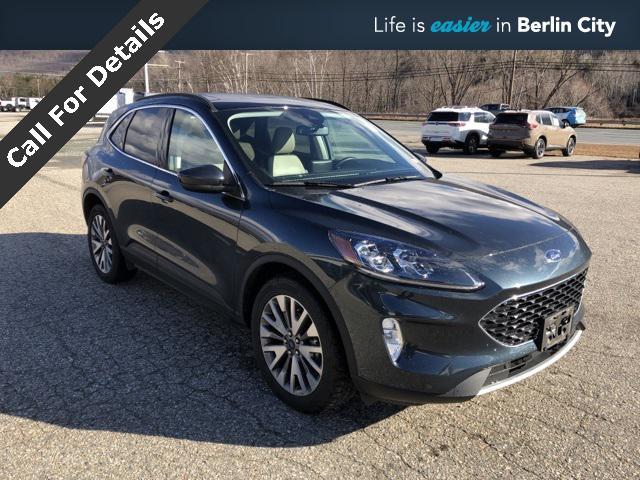 2022 ford escape titanium