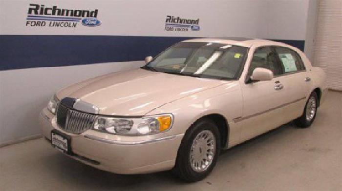 2002 lincoln town car cartier in richmond, va