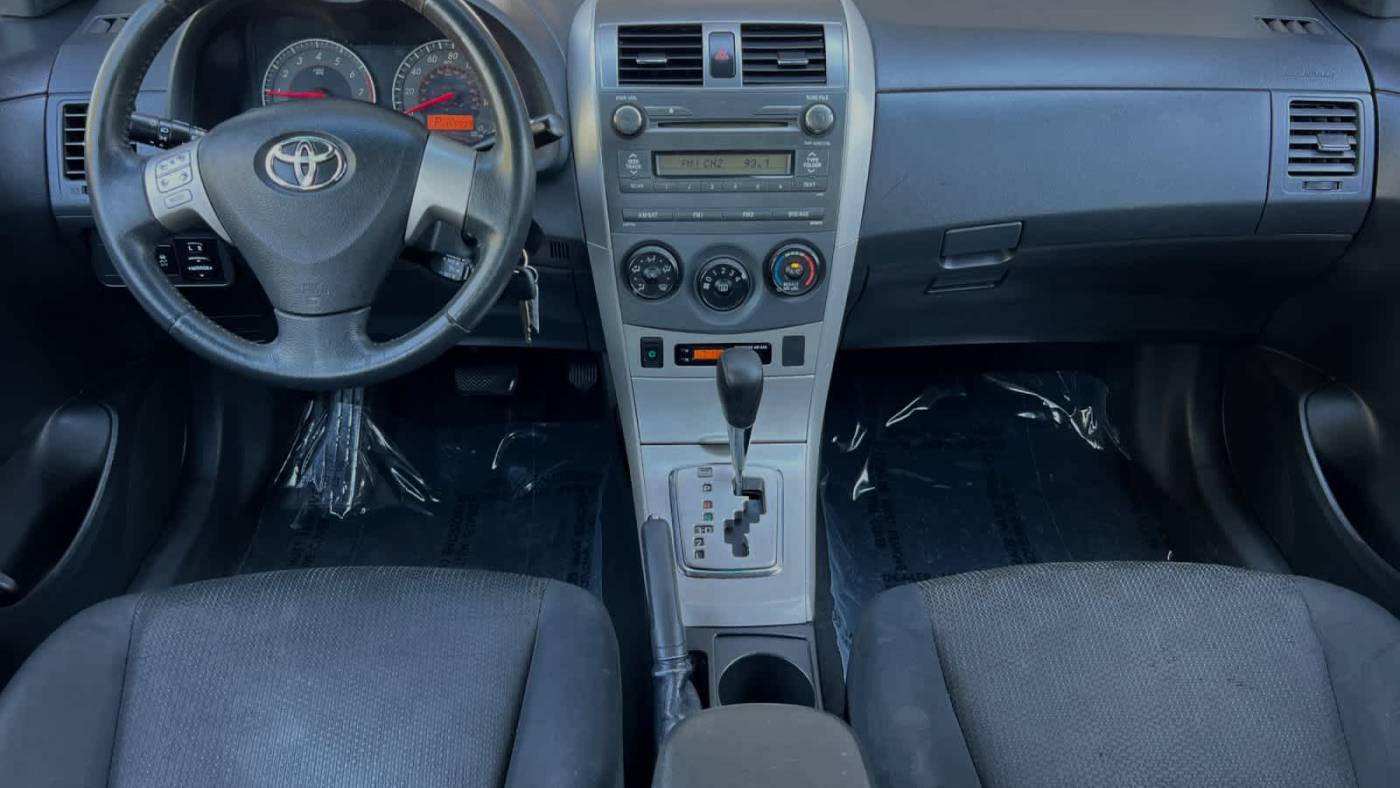 2010 toyota corolla s