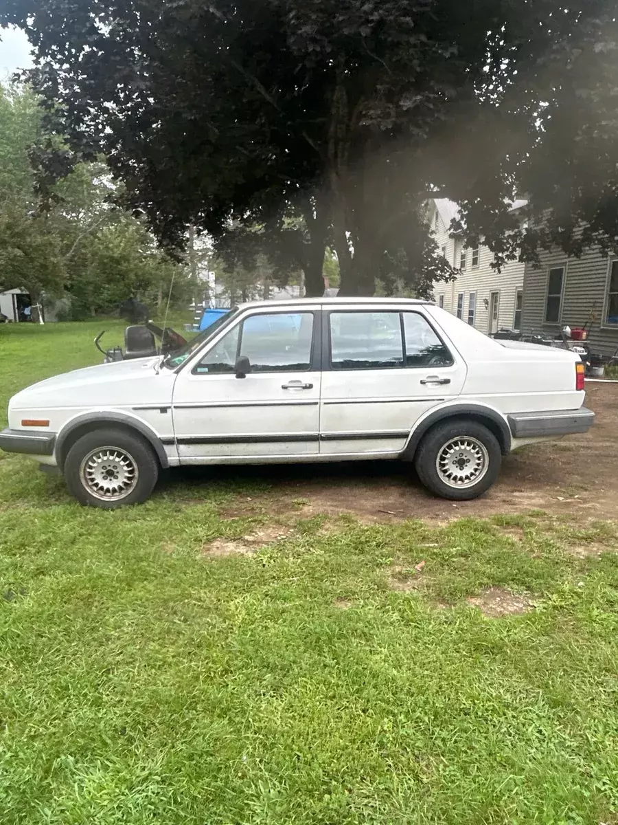 1987 volkswagen jetta sedan white