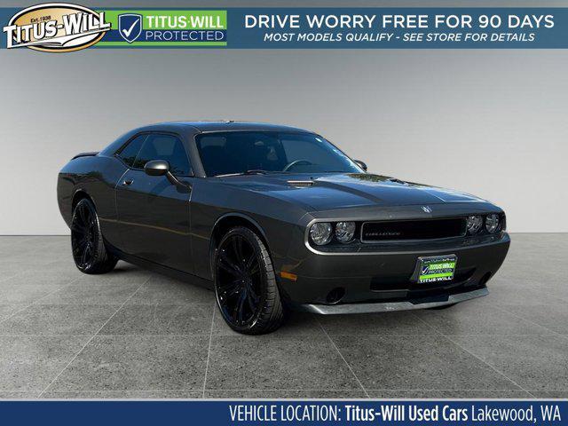 2010 dodge challenger se