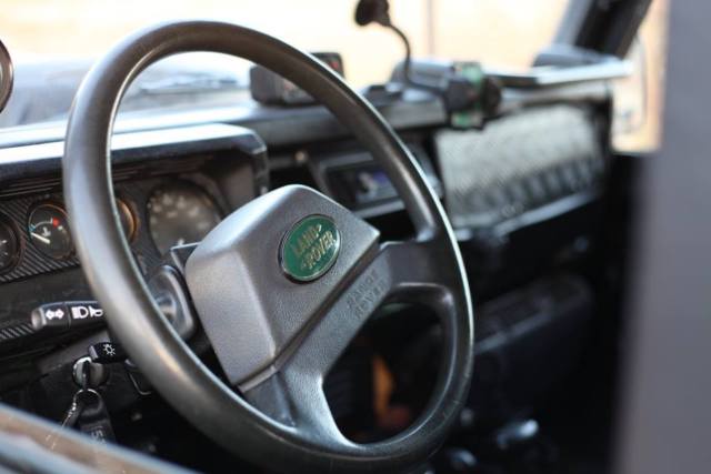 black 1986 land rover defender awd 4x4 clean 90 two door coupe