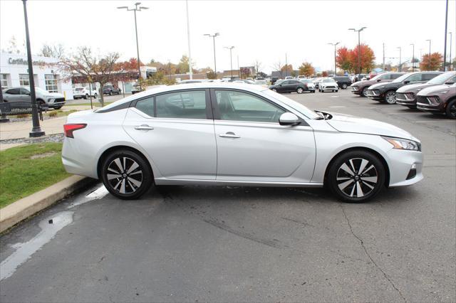 2022 nissan altima 2.5 sv