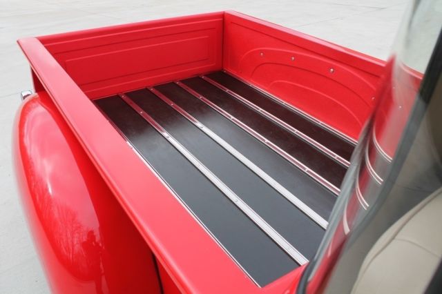 1951 chevy 3100 pickup 5 window hotrod
