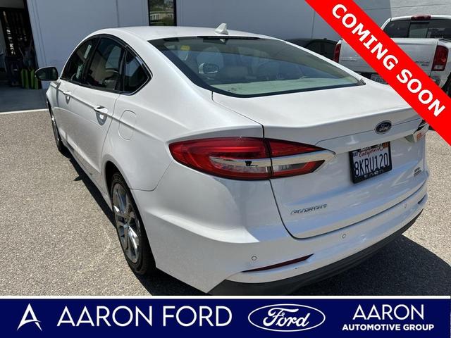 2019 ford fusion sel