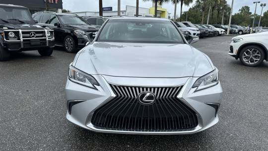 2019 Lexus ES