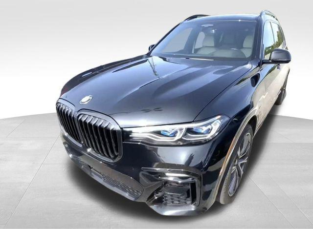 2021 bmw x7 m50i