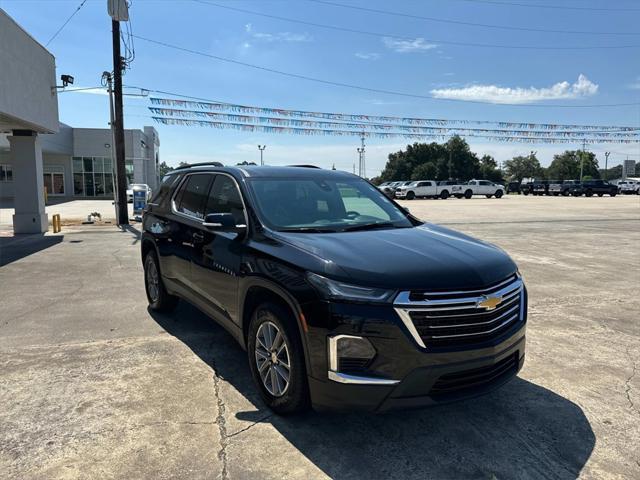 2023 chevrolet traverse lt leather