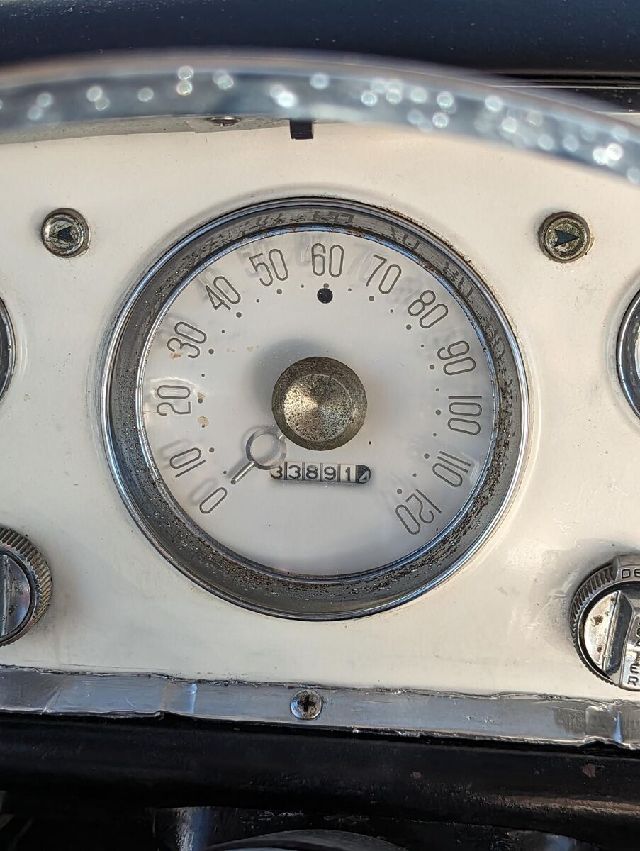 classic finned cars. 1956 desoto sedan, v8 330 hemi firedome -push button trans
