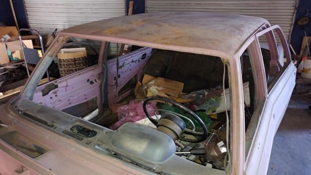 1968-72 mercedes-benz 300 sel unibody. good for parts or project/donor car!
