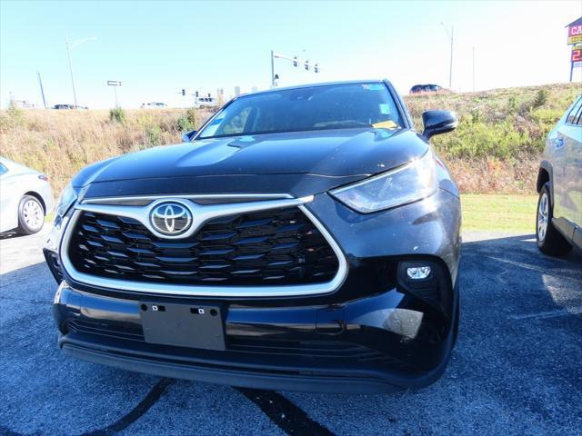 2023 toyota highlander l
