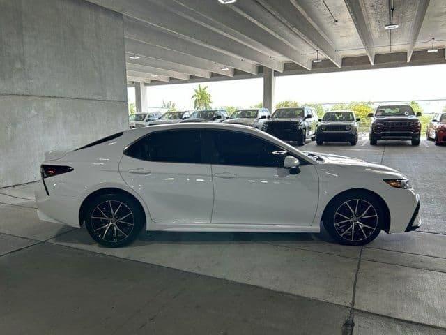 2021 toyota camry in hialeah, florida