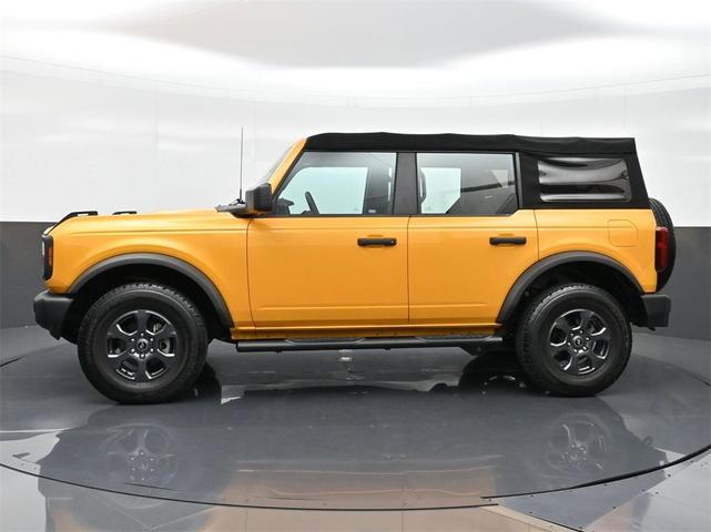 2022 ford bronco base