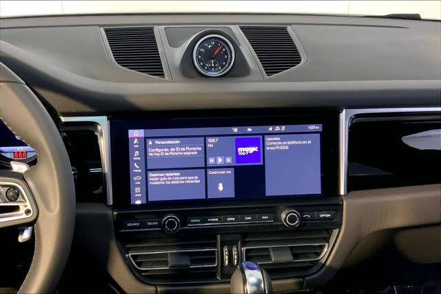 2021 porsche macan base