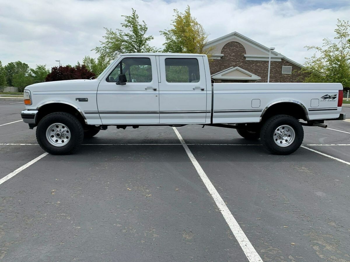 1994 ford f-350 crew-cab xl 4x4 4-speed-manual only 98.000 actual miles