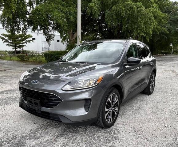 2021 ford escape se