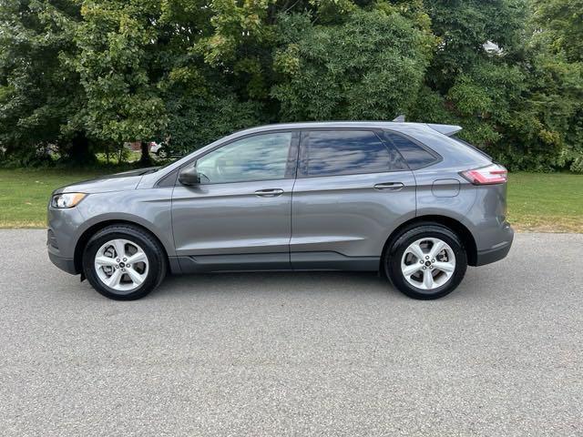 2023 ford edge se