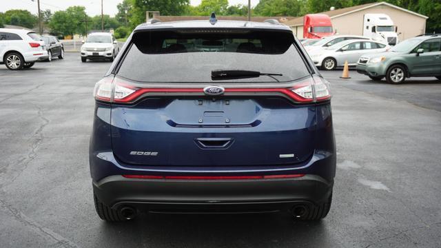2017 ford edge se