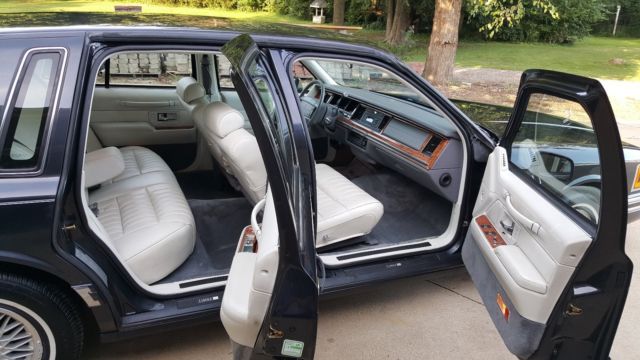 93 lincoln town car executive series