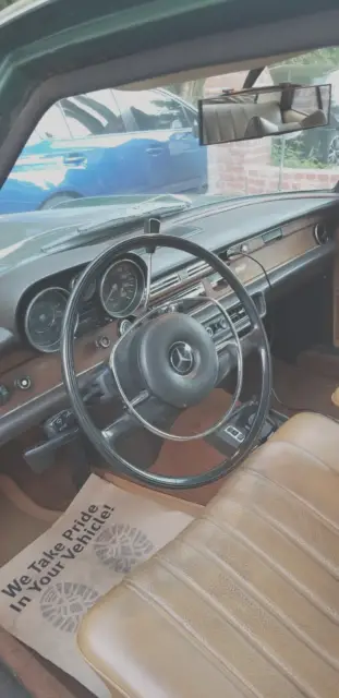 beautiful 1972 mercedes-benz 280sel 4.5
