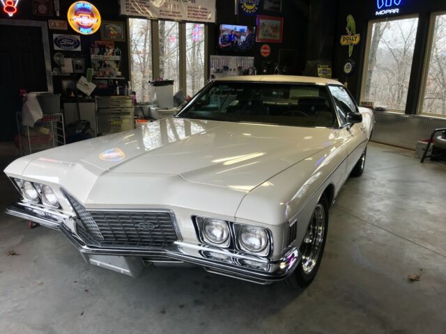 1972 buick riviera gs, boat tail rivi