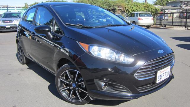 2017 ford fiesta se