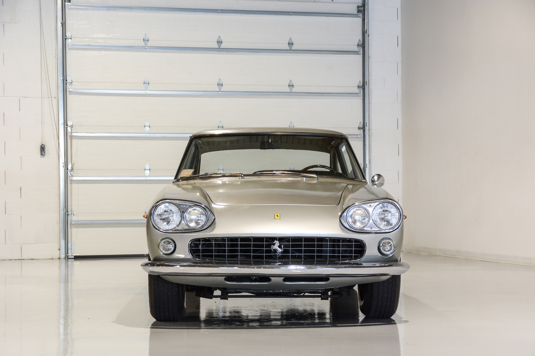 1964 ferrari 330 gt 2+2 series i