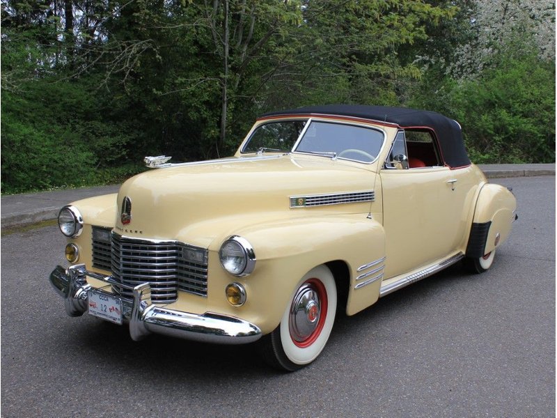 cadillac series 62 convertible