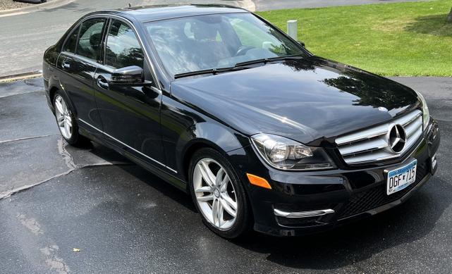 2013 mercedes-benz c-class c 300 4matic luxury
