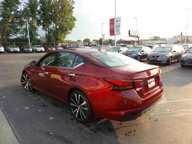 used 2019 nissan altima 2.5 platinum indianapolis, in 46219 for sale in indianapolis, indiana