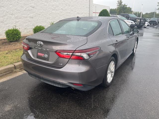 2024 toyota camry le