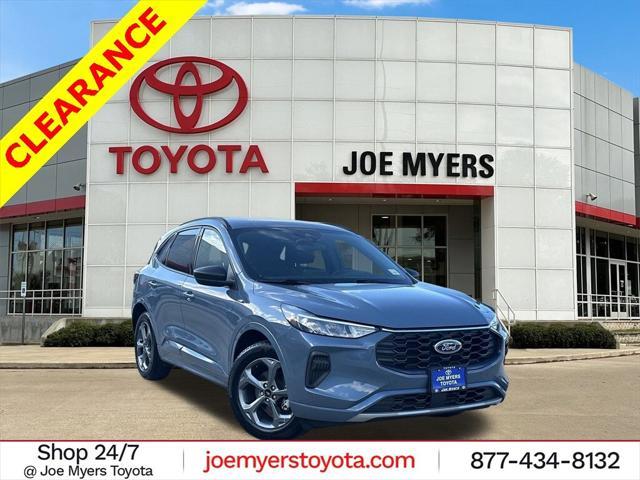 2023 ford escape st-line