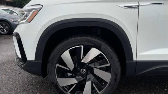 2024 Volkswagen Taos