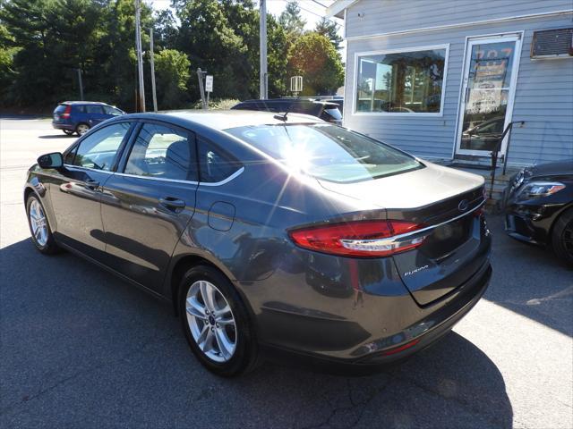 2018 ford fusion se