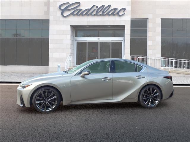 2022 lexus is 350 base