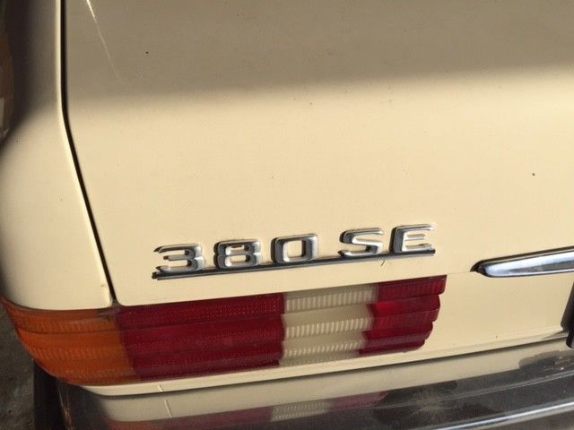 1985 mercedes 380 se