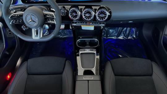2025 Mercedes-Benz CLA
