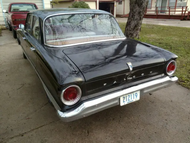 1962 ford falcon 4 door