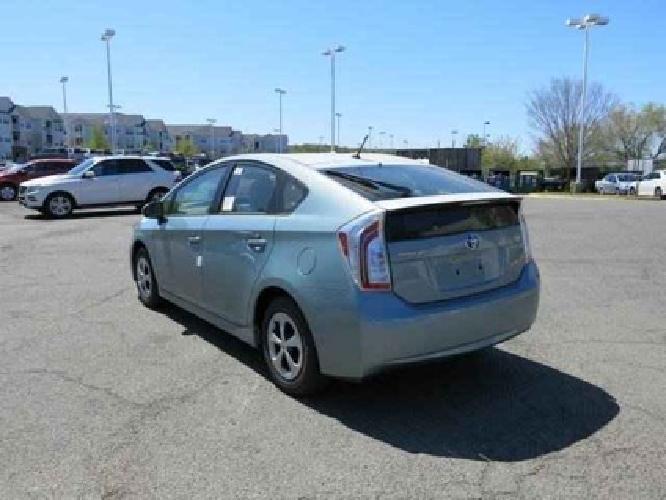 2014 toyota prius three in alexandria, va