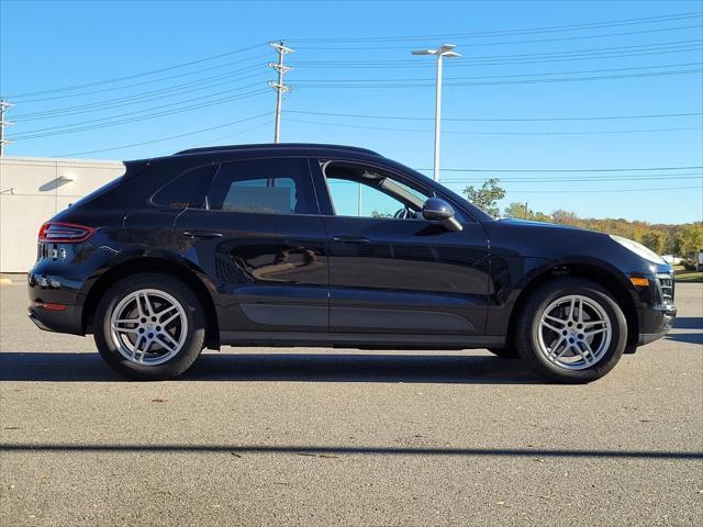 2017 porsche macan base