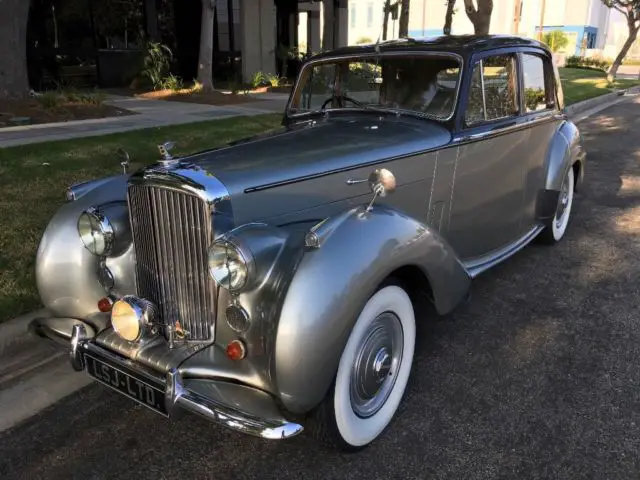 1955 bentley r-type mark ii sports saloon