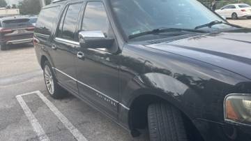 2015 lincoln navigator l base
